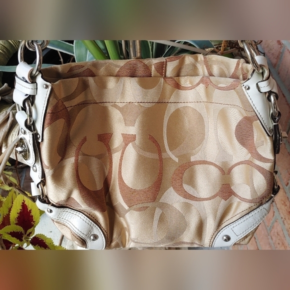 AUTHENTIC COACH JACQUARD SIGNATURE C AND GENUINE WHITE LEATHER HAND/SHOULDER BAG - Picture 8 of 11